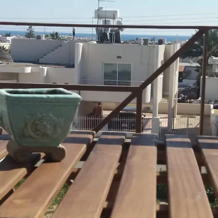 Sleeps 4 With Sea Views Apartmán Voroklini